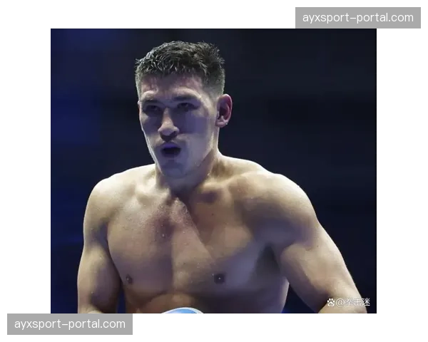 实时战报：贝特比耶夫重拳击中比沃尔，后者首次被读秒